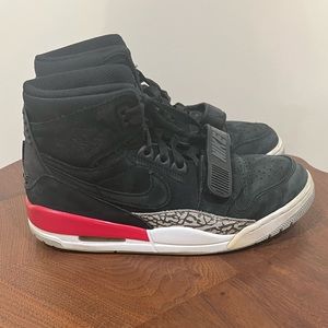 Nike Air Jordan Legacy 312 Black Suede sneakers. Black, white and red. Size 8.5